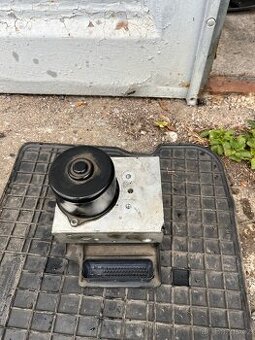 Abs jednotka - plně funkční / záruka