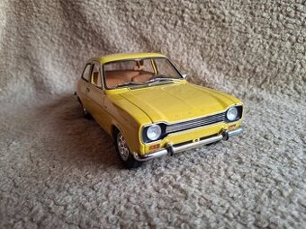 Prodám Ford Escort I - 1:18 - Minichamps