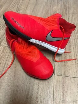 Dětské sálové boty Nike