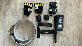 Pomůcky na posilování