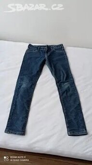Dívčí džíny (vel. 140)