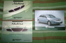 Dokumentace a propagační předměty korejských automobilů