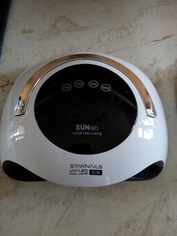 LED UV lampa na nehty