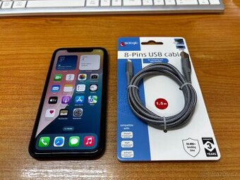 Apple iPhone XR - 64GB