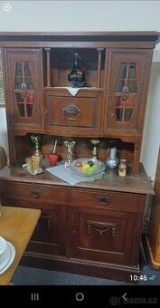 Starožitný bufet