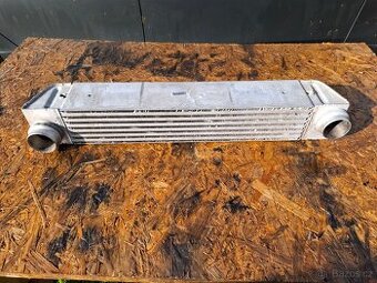 originální Intercooler bmw e60 e61 3.0d m57