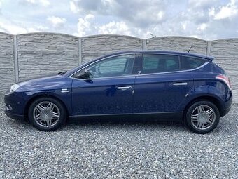 Lancia Delta 2.0JTD 165PS SPORT NAVI MAN 1A