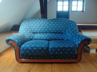 Sedací souprava modré barvy