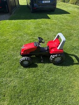 Šlapací traktor