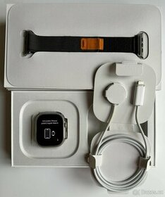 Apple Watch Ultra + Black/Gray Trail Loop vel. M/L