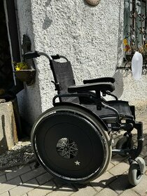 Prodám mechanický invalidní vozík - 1
