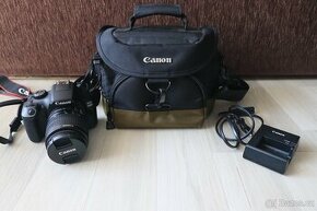 Zrcadlovka Canon EOS 1300D + objektiv + brasna