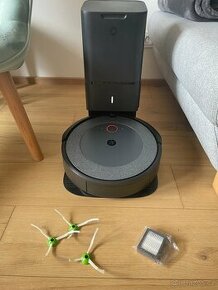 iRobot Roomba i5+ - 1