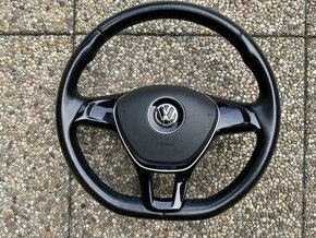 Tříramenný kožený volant Volkswagen s airbagem