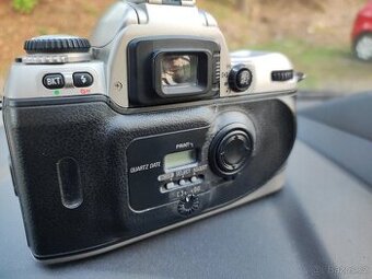 Nikon f80