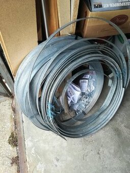 zemnici pas d zakladu 30x4/ vaha 25kg v delce 26m