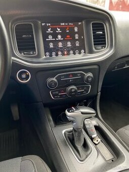 Autorádio (infotainment) Dodge Charger 2017