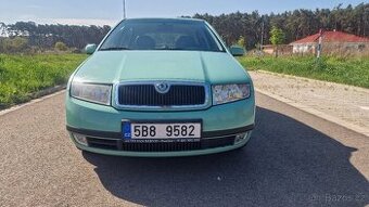Škoda Fabia 1.4 50 kw, hráškově zelená