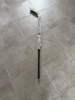 Hokejka trigger 5 p29 flex 85