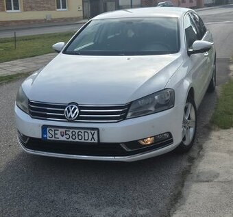 Volkswagen Passat sedan