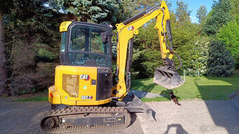 CAT 302.7,Bagr pásový Caterpillar skoro nový.