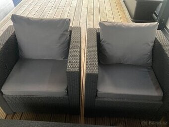 2x podsedák + 2x polštář na nábytek