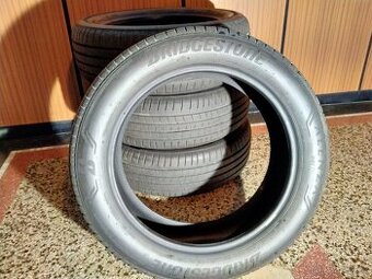 Letní pneu Bridgestone Alenza 001 225/55 R 19 99 V, DOT 2924