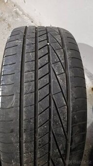 Pneu GoodYear 245/40/20