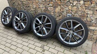 Škoda Octavia 3 Gemini alukola 18, letní pneu 225/40