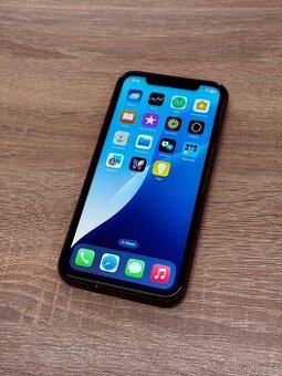 iPhone XR 64GB (baterie 100%)