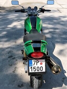 Suzuki GSX 750