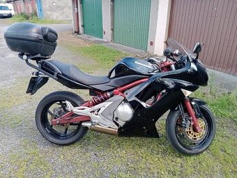 Kawasaki ER-6f r.v 2006 ve verzi s ABS