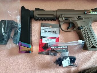 Airsoft pistole AAP01