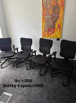 Viacero typov kancelárskych stoličiek - 1
