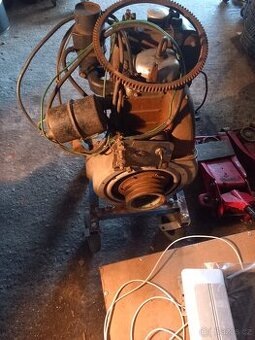 Motor diesel ifa jednovalec