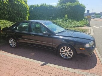 Volvo S80 D5-120kw-MANUÁL