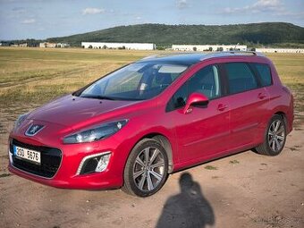 Peugeot 308 SW 1,6 e-HDi 82kW, 2012, první maj., nové v ČR