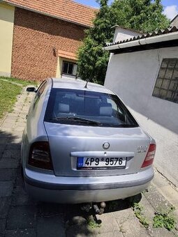 Škoda Octavia i