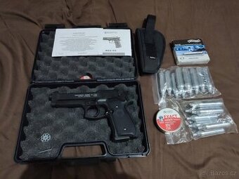 Pistole Beretta M92 FS