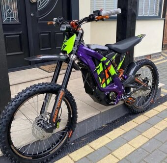 Surron light bee X 2025