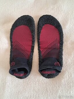 PONOŽKOBOTY SKINNERS