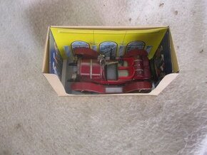 RARITNÍ AUTÍČKO SHUCO-KRABIČKA V CHODU