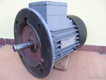 Přírubový elektromotor 380V.0,55kw-1380ot.min.Mohelnice.