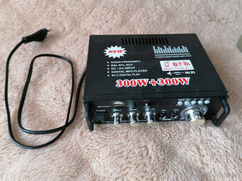 Zesilovac Bluetooth 5.0 Radio stereo 300W+300W 2kanálový