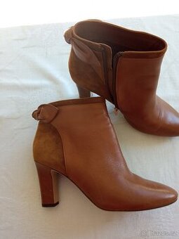 Dámské  kotníková obuv