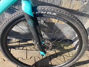 Gravel kolo Bianchi - 61cm rám