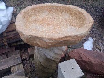 Ptačí koupel z přírodního kamene