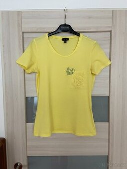 Krásné žluté letní tričko ARMANI Jeans - vel. 38