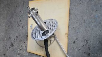 Samovýčepní zařízení do restaurace klubu