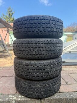 Celoroční pneu 235/65/16 C Goodyear